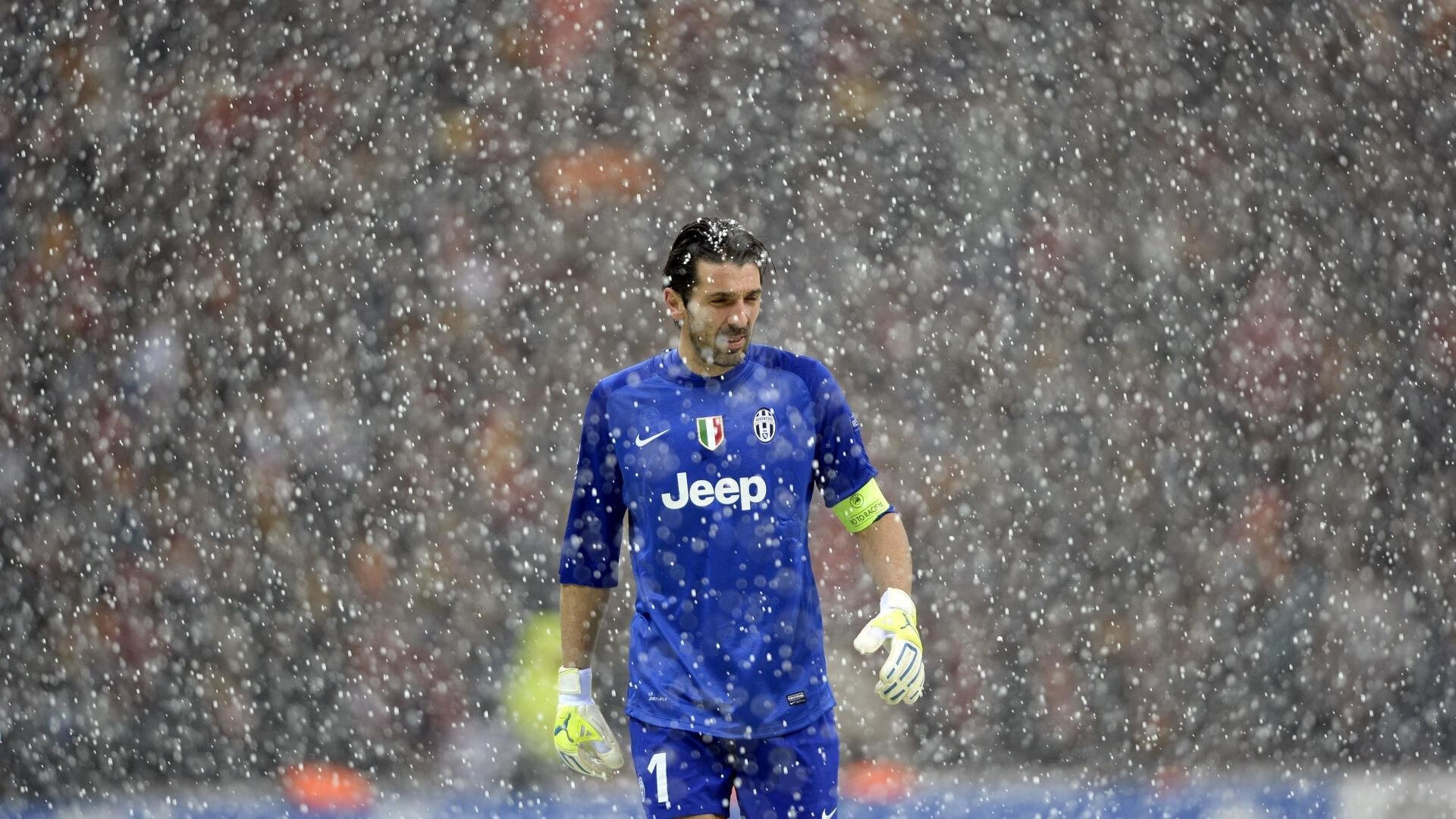 青年运动员参与“挑战极限”系列公益活动弘扬体育精神