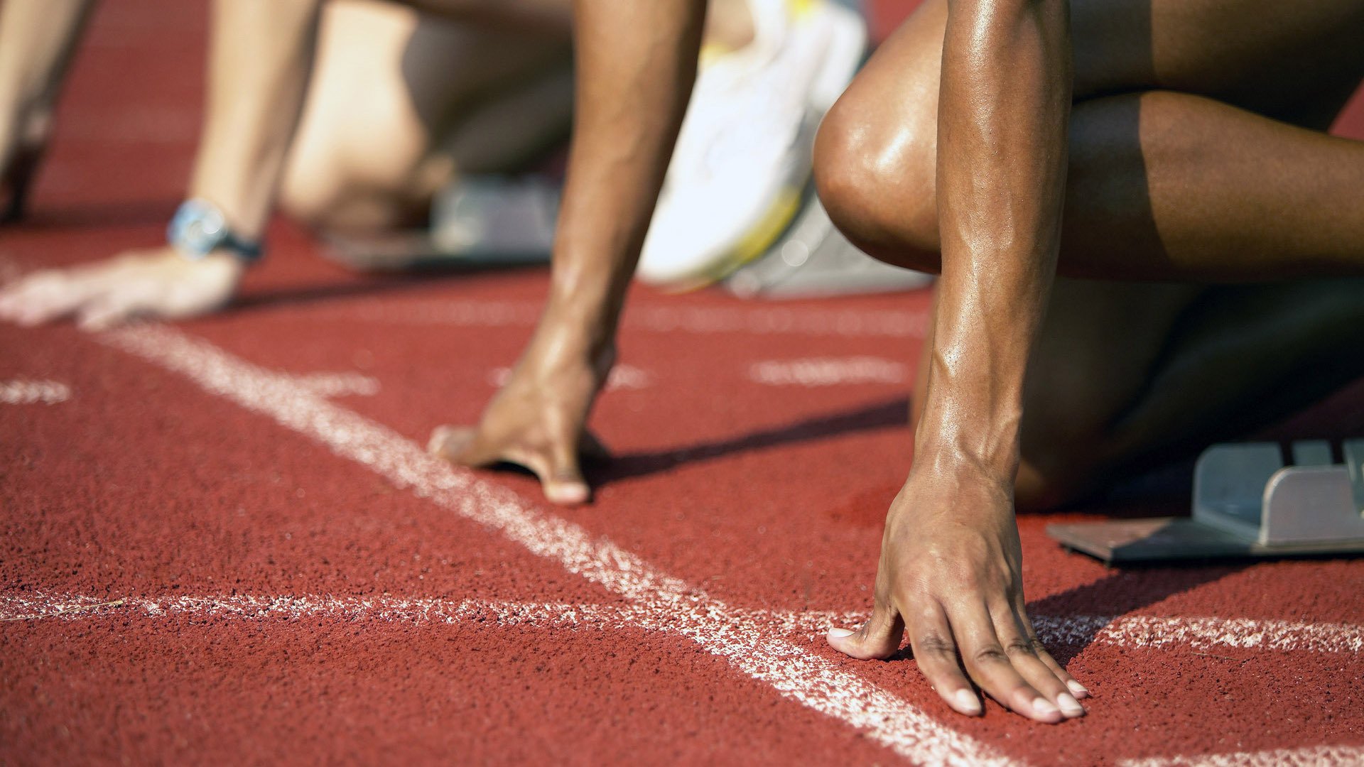 品牌代言与个人表达的冲突，布朗做了一个稀有选择，布朗口感